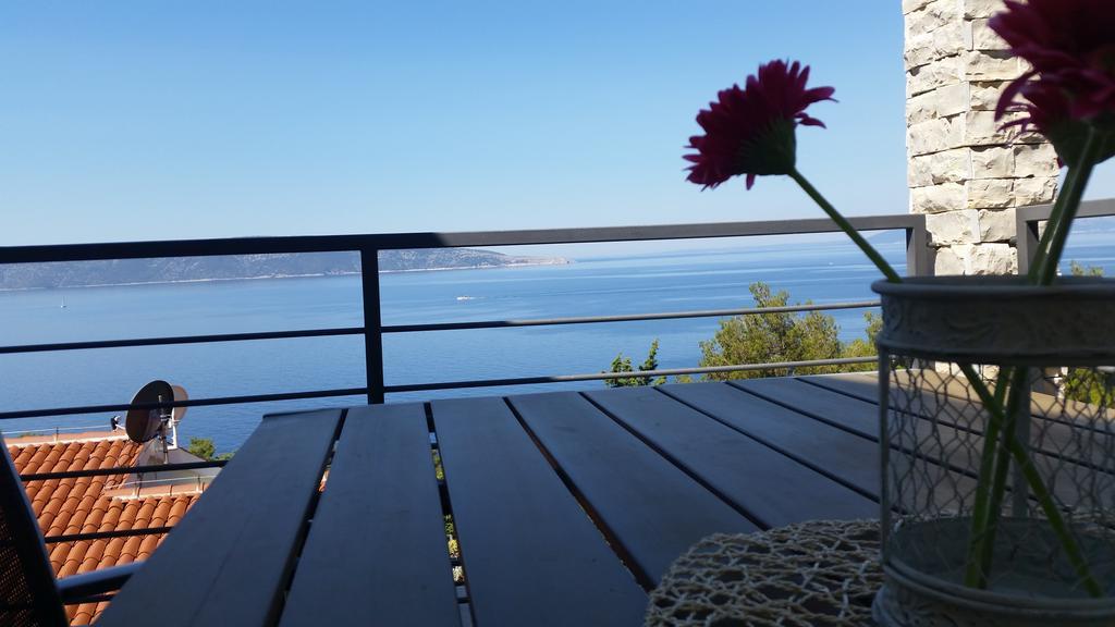Gavza Sky View Apartment Cres Eksteriør billede